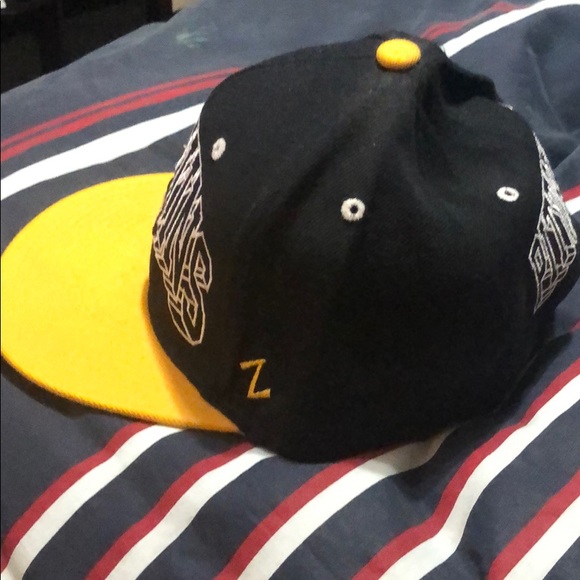 Pittsburg Penguins Snap Back - Picture 4 of 5